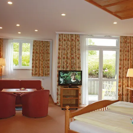 酒店 Am Haslinger Hof 4*