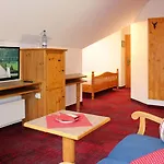 Am Haslinger Hof 4*