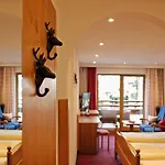 Am Haslinger Hof מלון