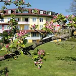 Am Haslinger Hof מלון