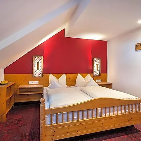 Am Haslinger Hof 4*